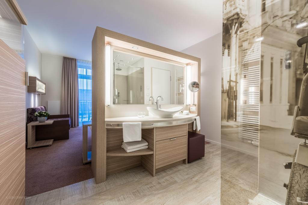 Arkadenhaus - Hotel Freiherr Von Schwarzenberg Папенбург Стая снимка